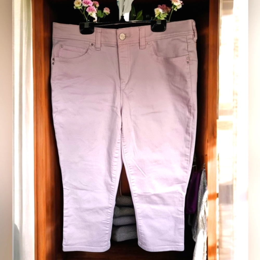 Ricki's Light Pink Denim Capri Cropped Pants Sz 10